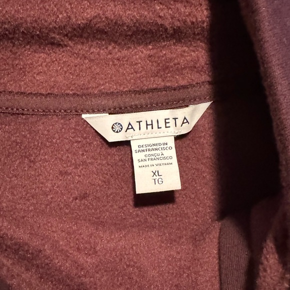 Asymmetrical Athleta top - Picture 4 of 6